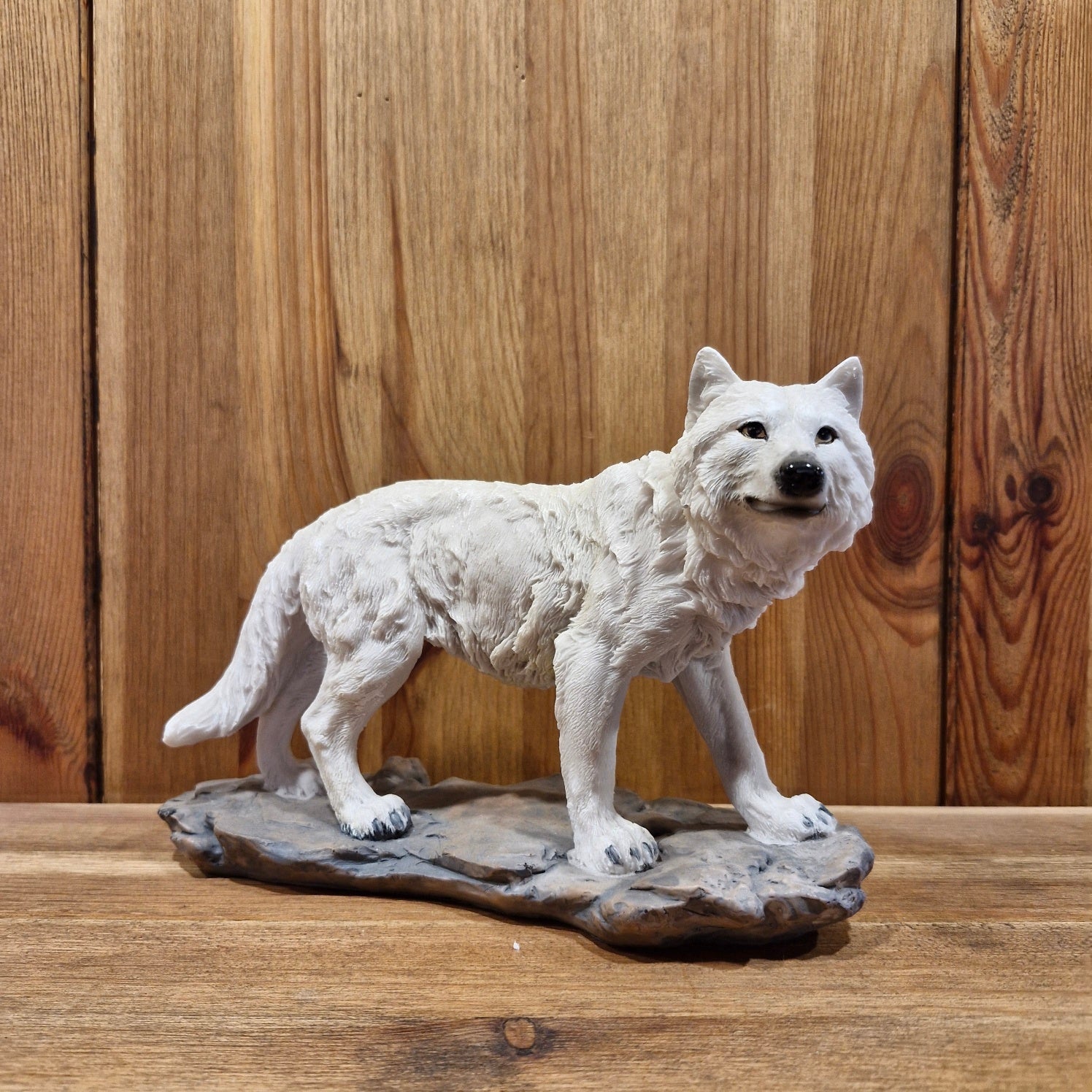 Alpha Polar Wolf - Guardian of the North