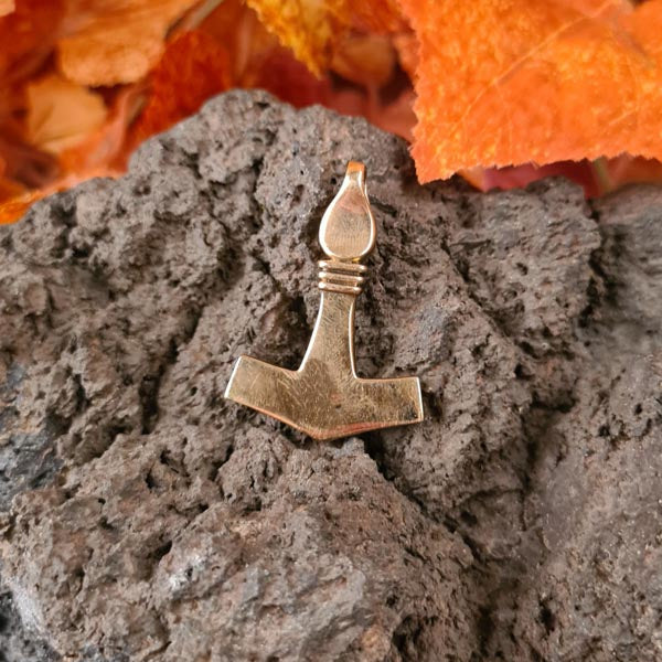 Amulett Thorshammer mit Vogelkopf aus Bronze - Replik