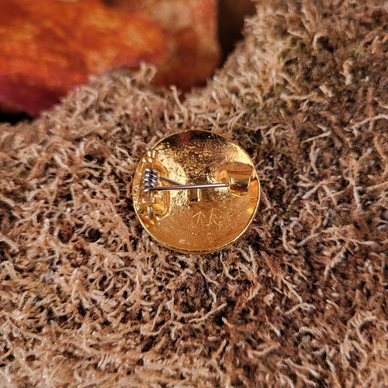Anglo-Saxon disc brooch Overstone - gold-plated replica
