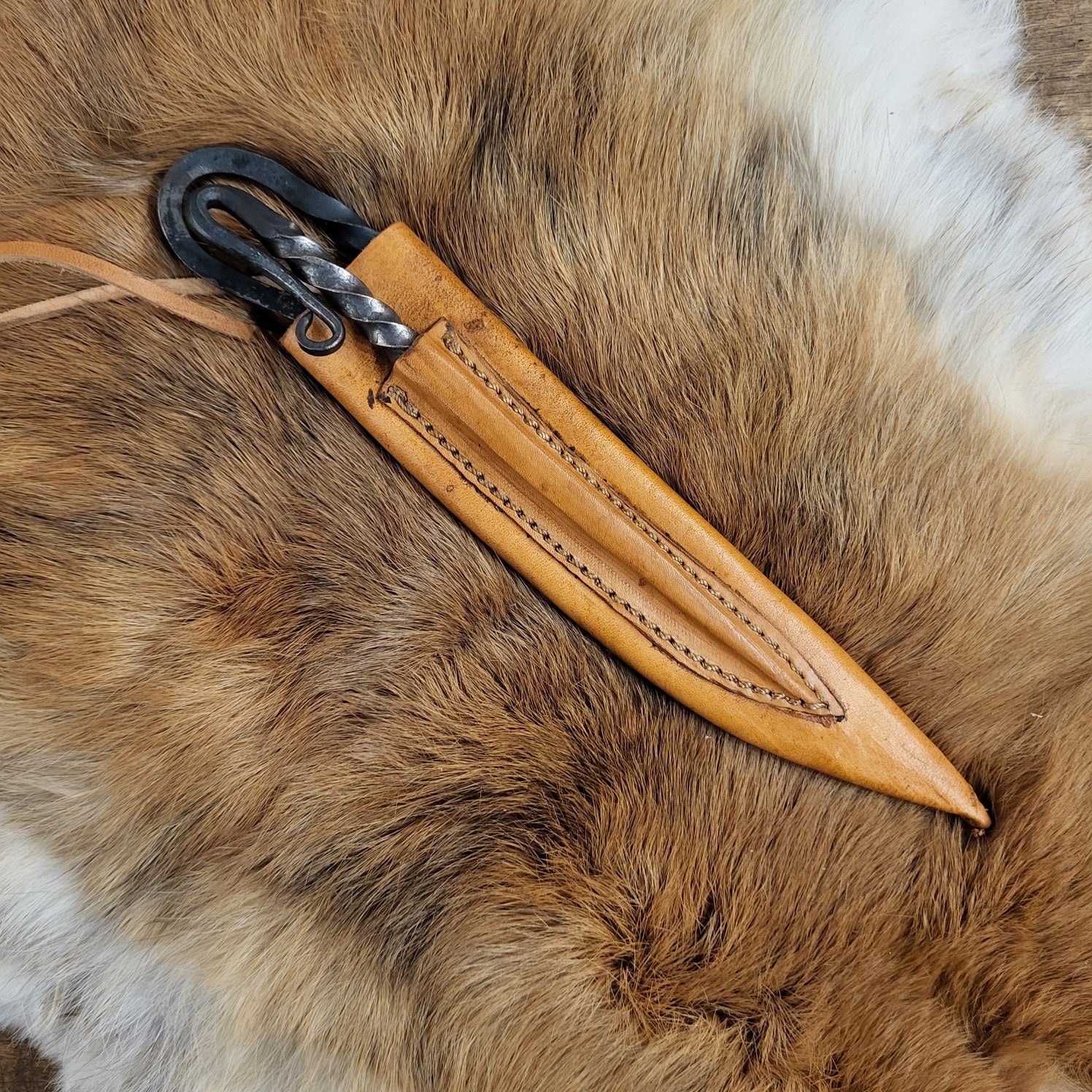 Besteckset Messer und Pfriem in Lederscheide für LARP & Mittelalter