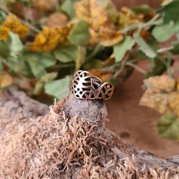 Bronze ring World Ash