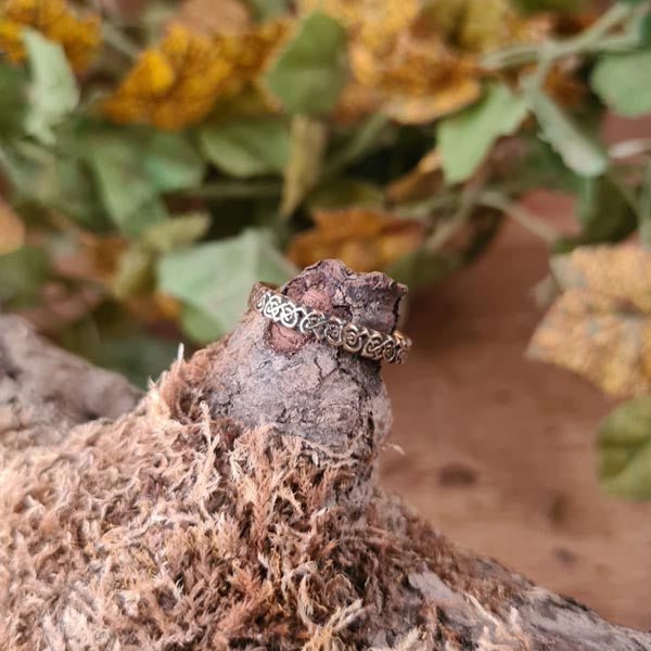 Bronze ring with Celtic pattern