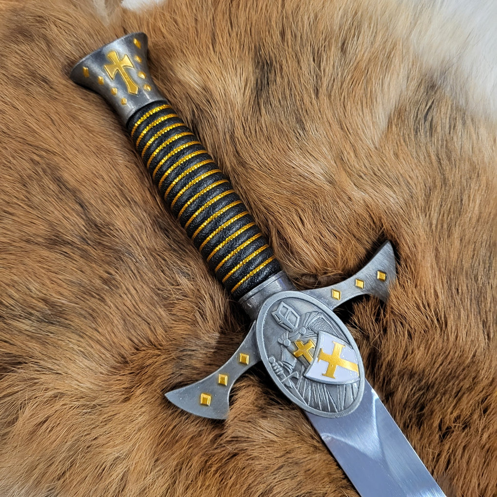 Decodagger Templar with Sheath