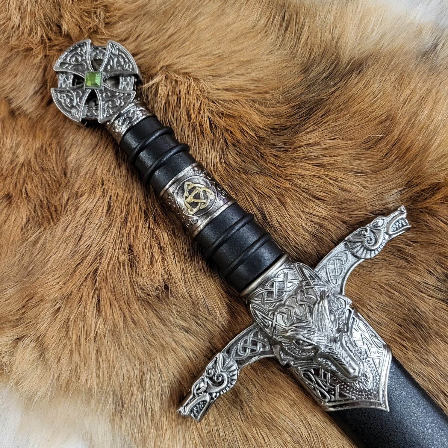 Dagger Wolf Warrior - Decoration
