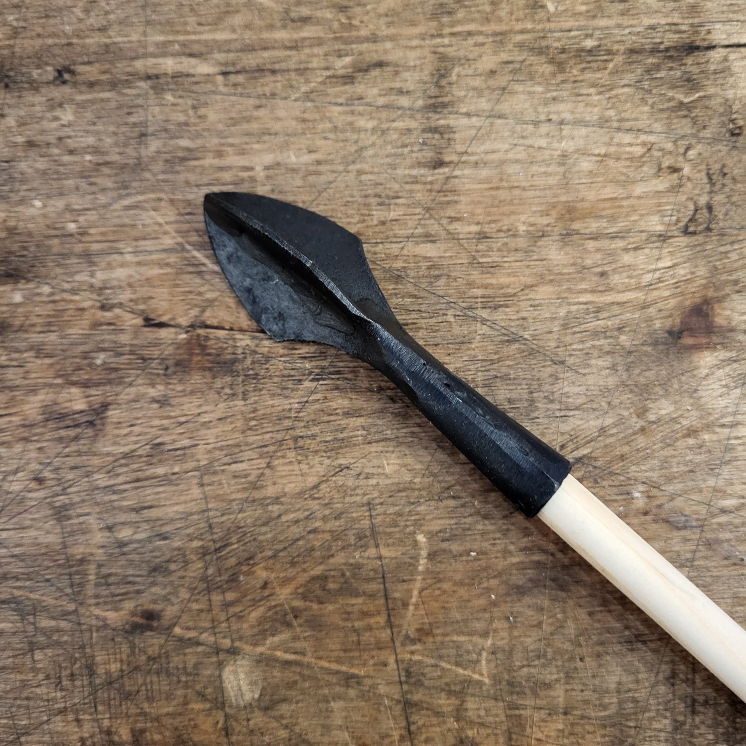 Three-bladed arrowhead - hand-forged