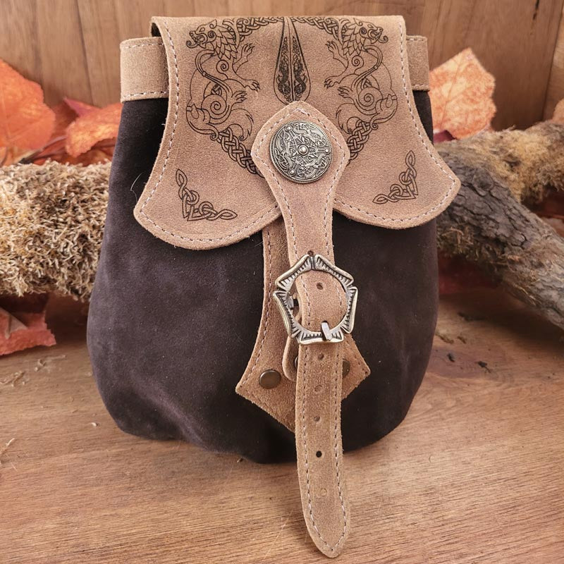 Edle LARP Ledertasche mit keltischen Verzierungen aus Leder