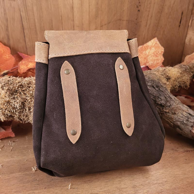 Edle LARP Ledertasche mit keltischen Verzierungen aus Leder