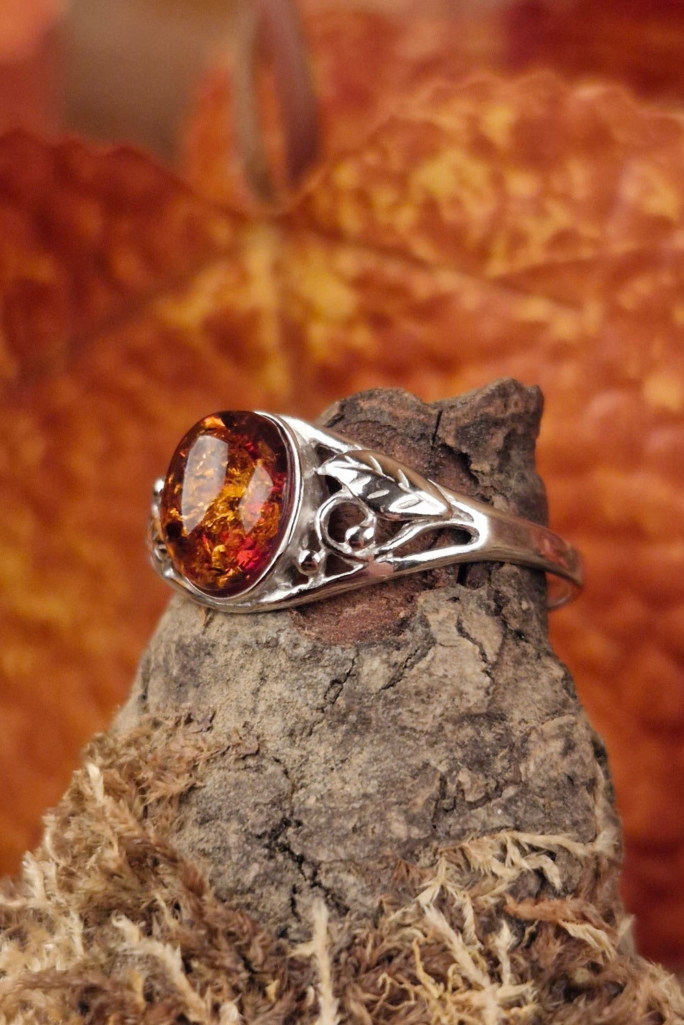 Silver Elven Ring with Amber