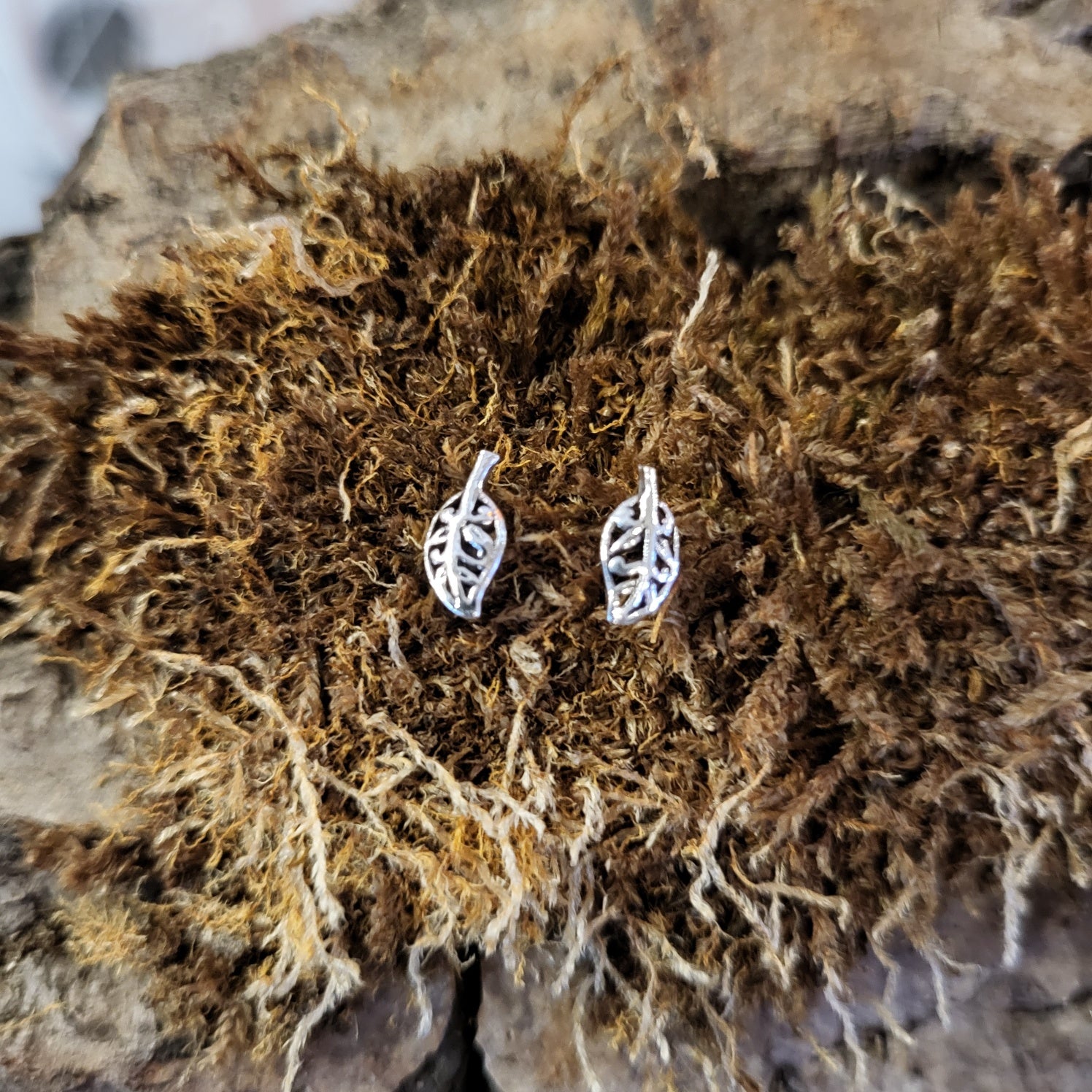Elf Ear Studs Leaf in Silver