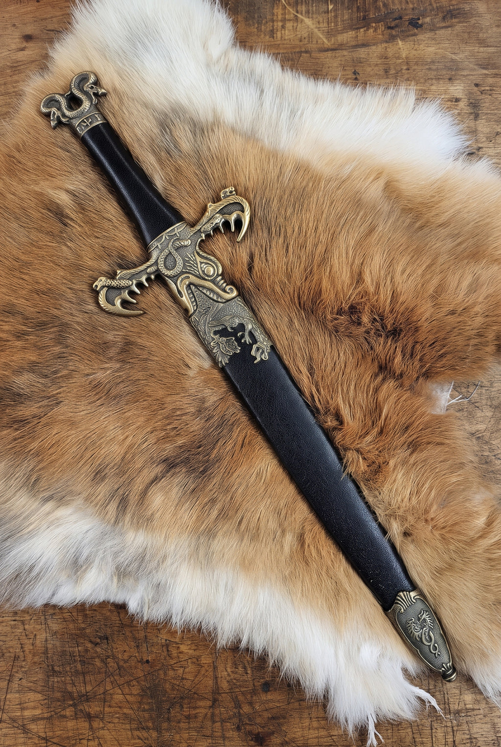 Fantasy Dagger with Dragon Wings