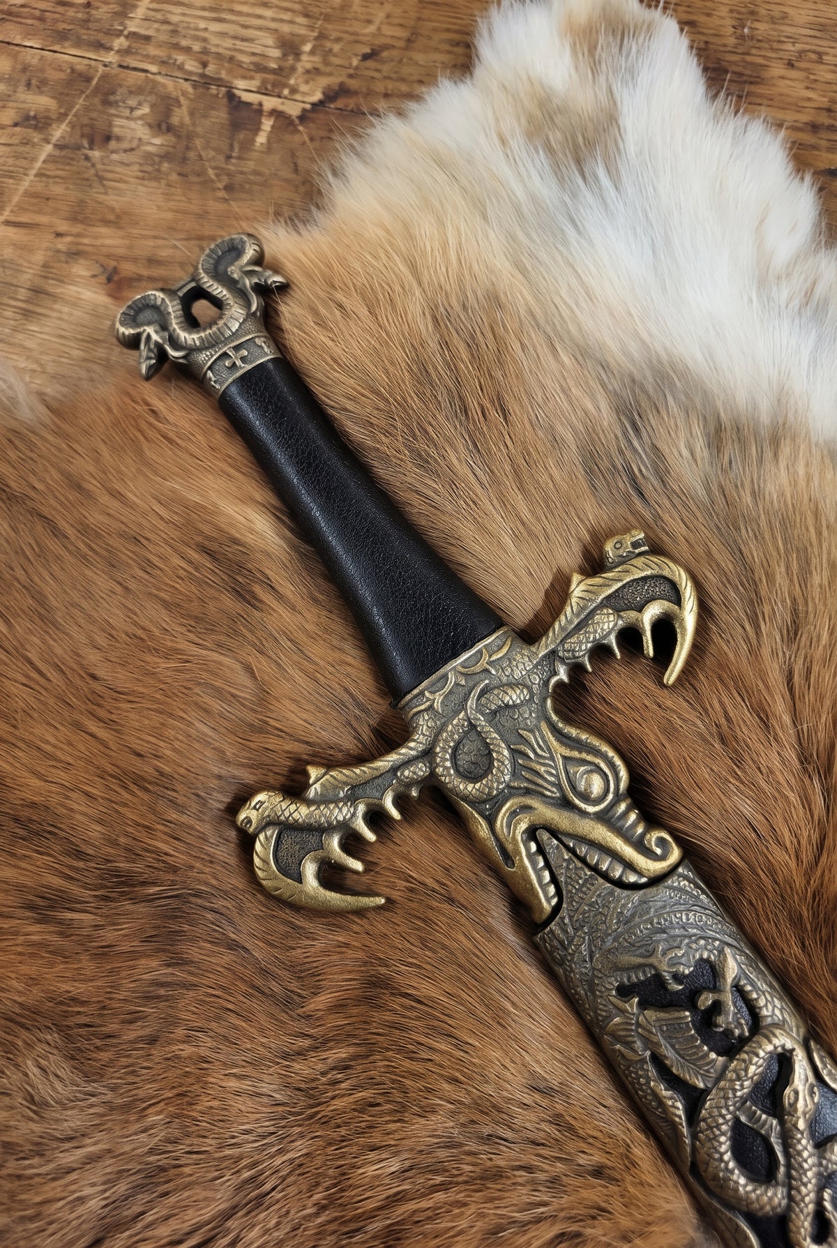 Fantasy Dagger with Dragon Wings