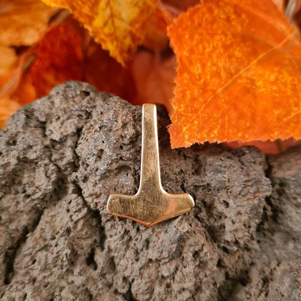Early Medieval Thor's Hammer Rügen made of Bronze - Replica