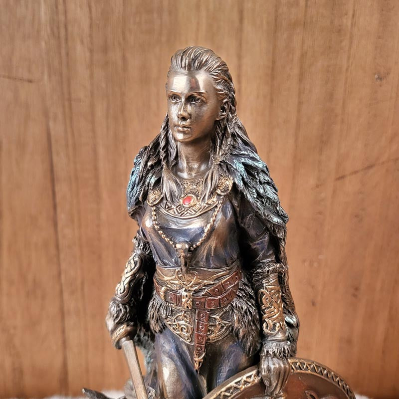 Freya Anführerin der Walküren - bronziert