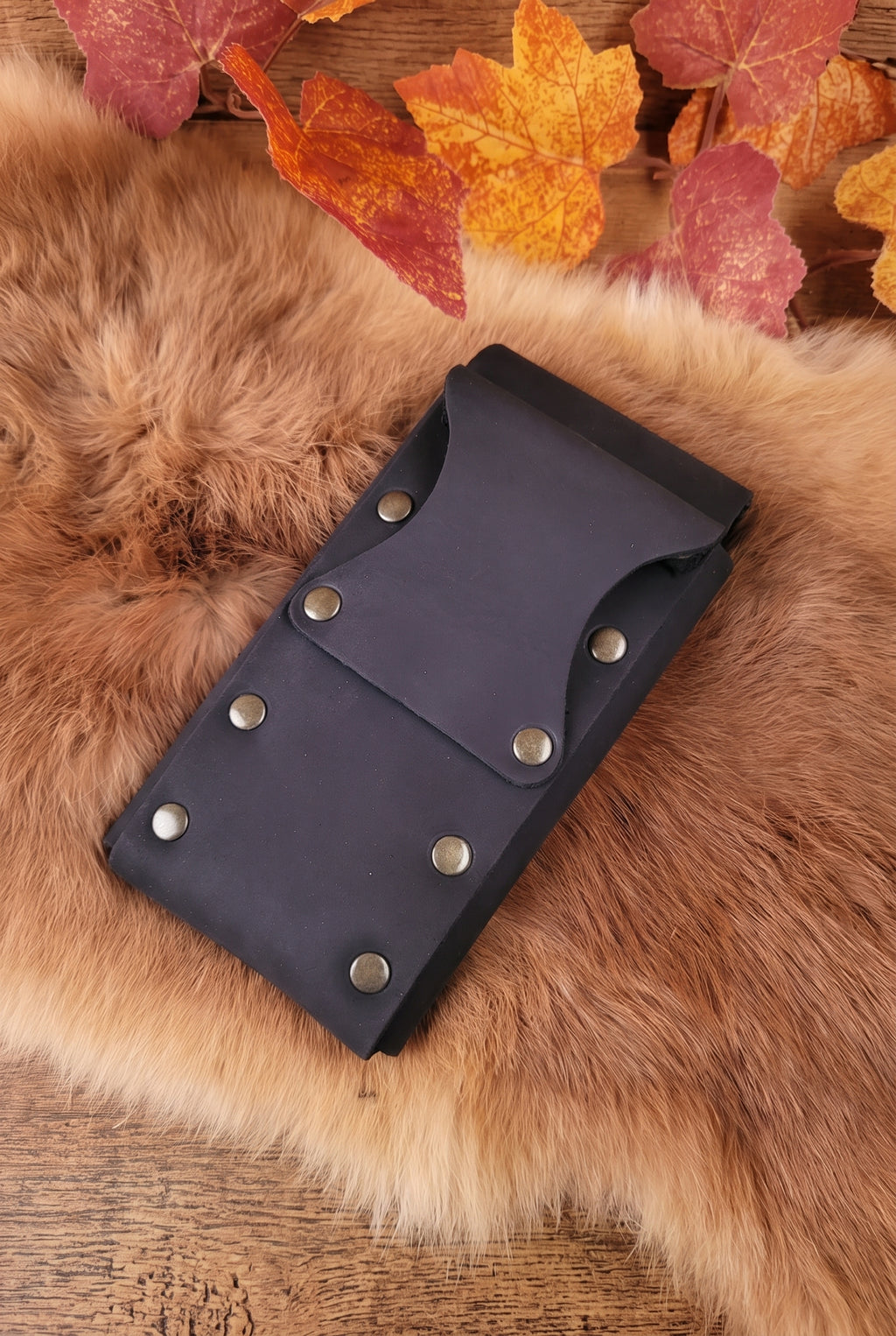 Leather Belt Pouch for Smartphone with Latch Hook