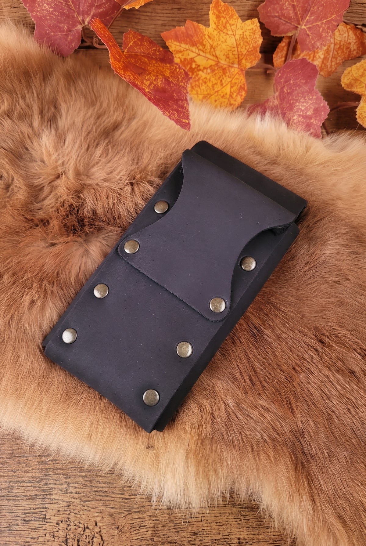 Leather Belt Pouch for Smartphone with Latch Hook