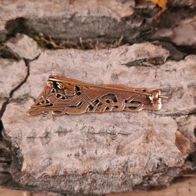 Celtic Brooch Underworld Dog made of Bronze