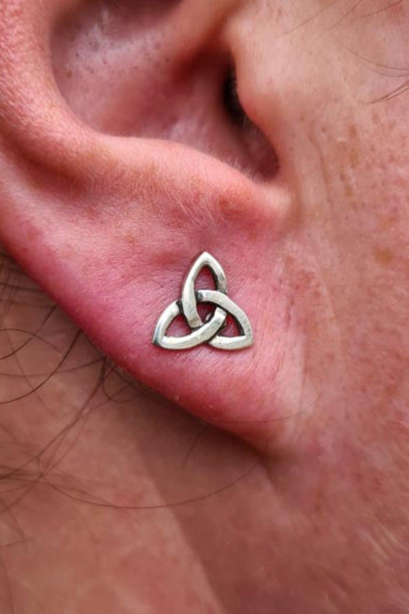 Wicca Ohrstecker Triquetra aus Silber
