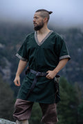 Short-sleeved tunic with border
