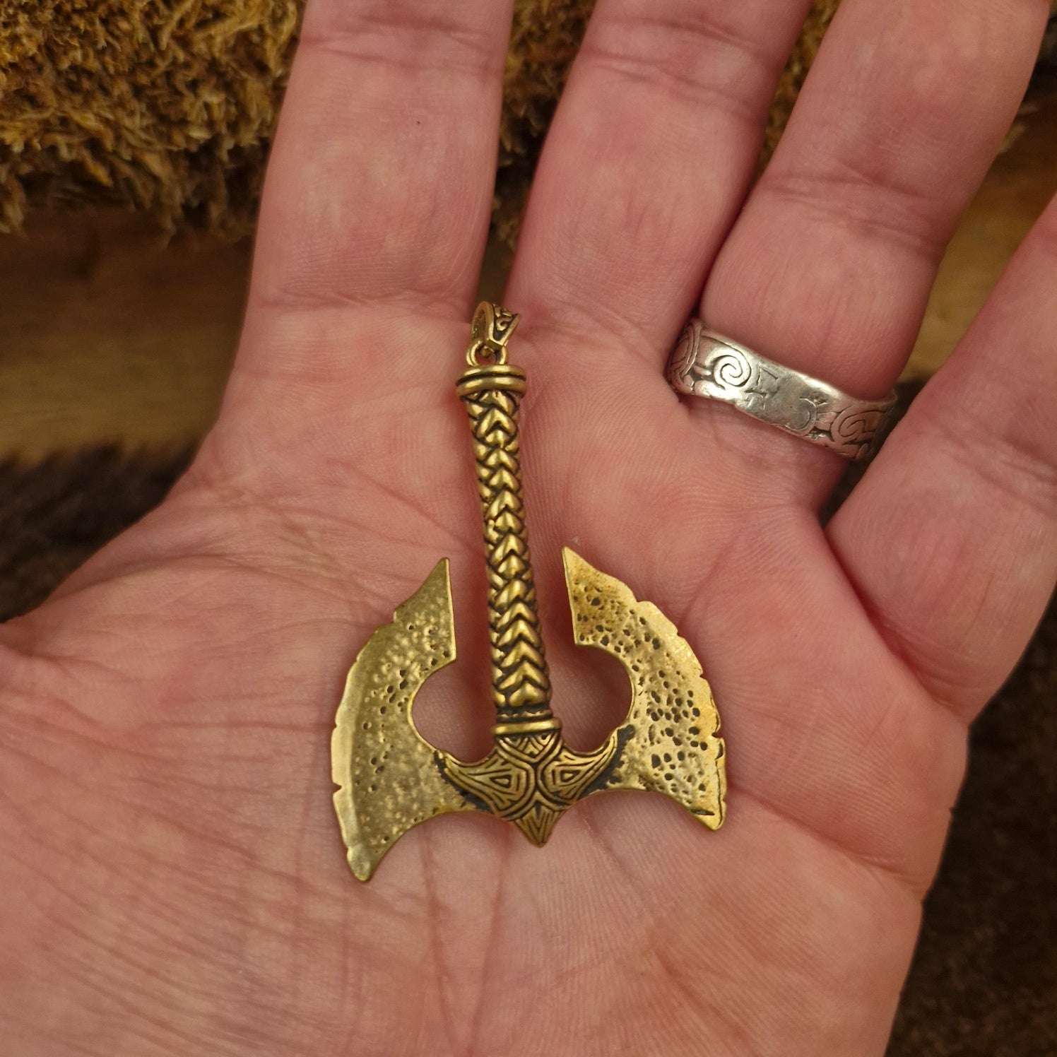 LARP Amulett Zwergenaxt aus Bronze