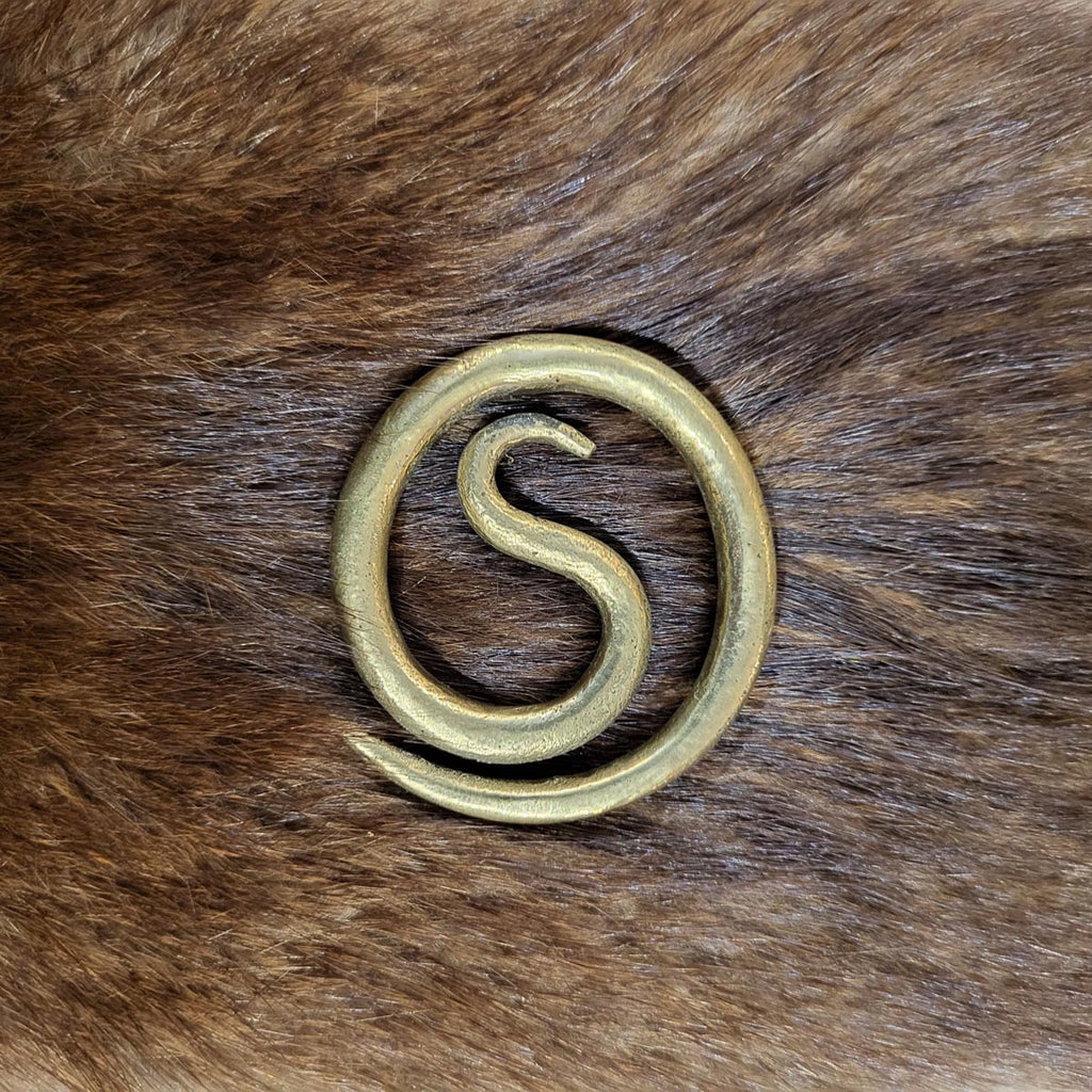 LARP Spiralfibel aus Messing von Burgschneider