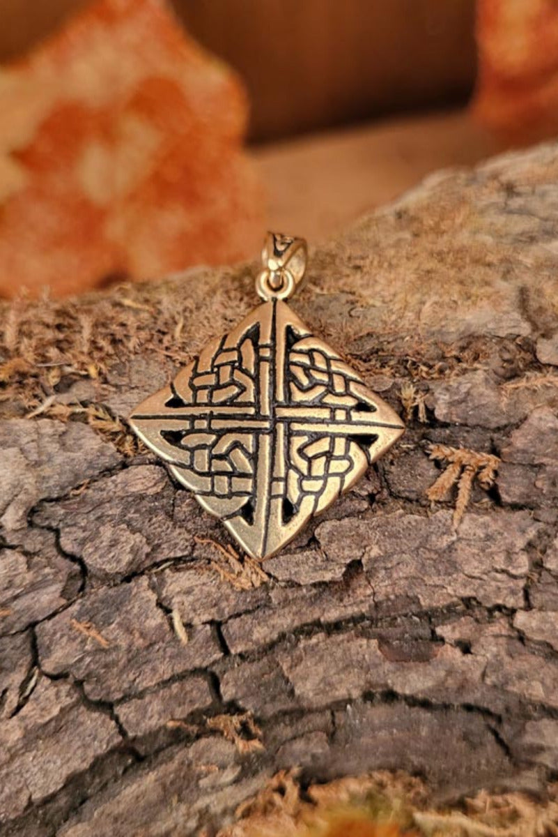 LARP Dwarf Amulet made of Bronze