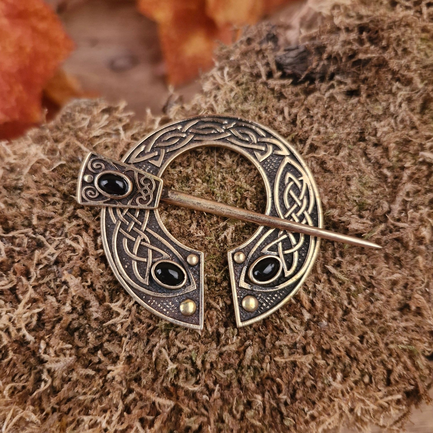 LARP fibula with bronze stones