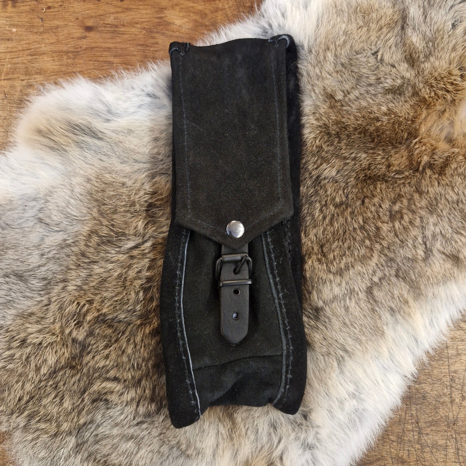 LARP Gürtelltasche aus Rauleder lang