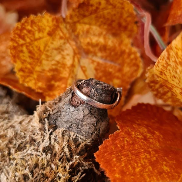 LARP Ring mit grünen Zirkon aus Silber