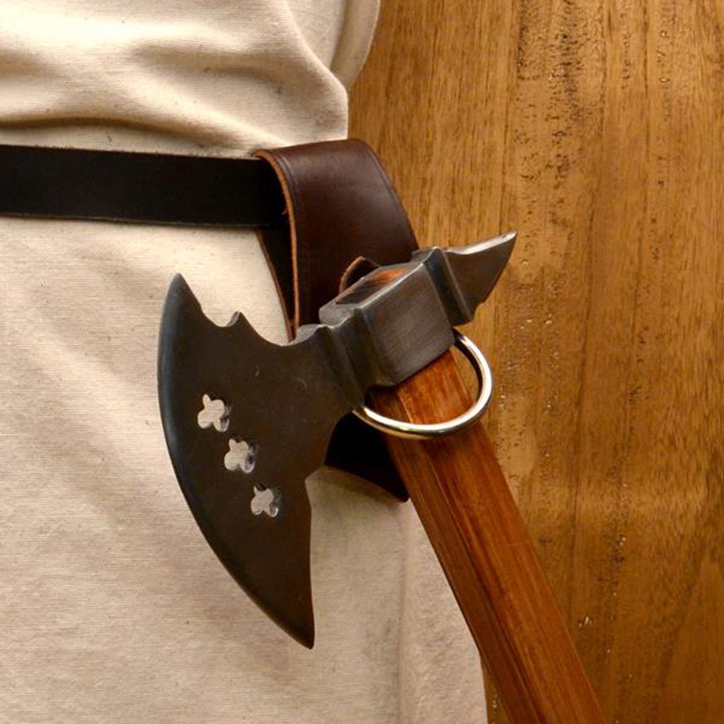 Mittelalter Axthalter aus Leder mit Metallring