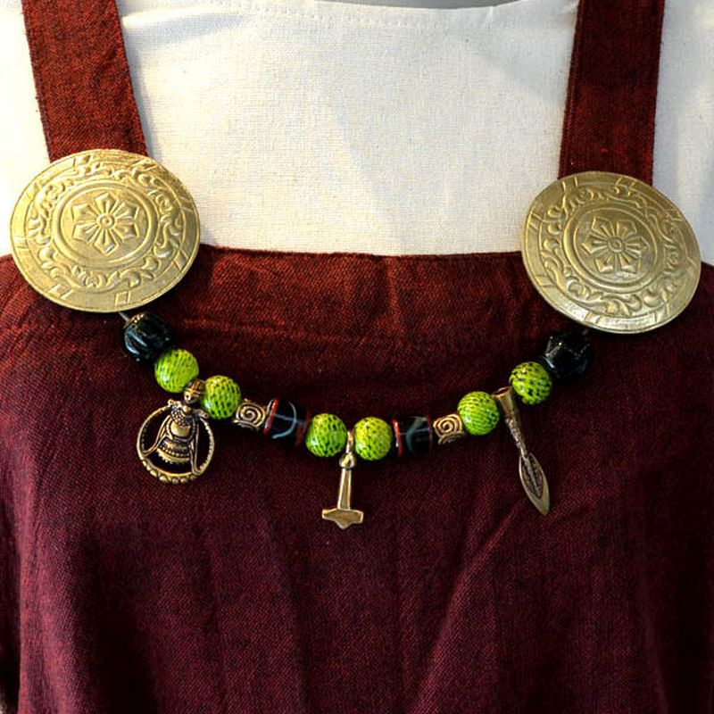 Mittelalter Broschen aus Messing von Burgschneider