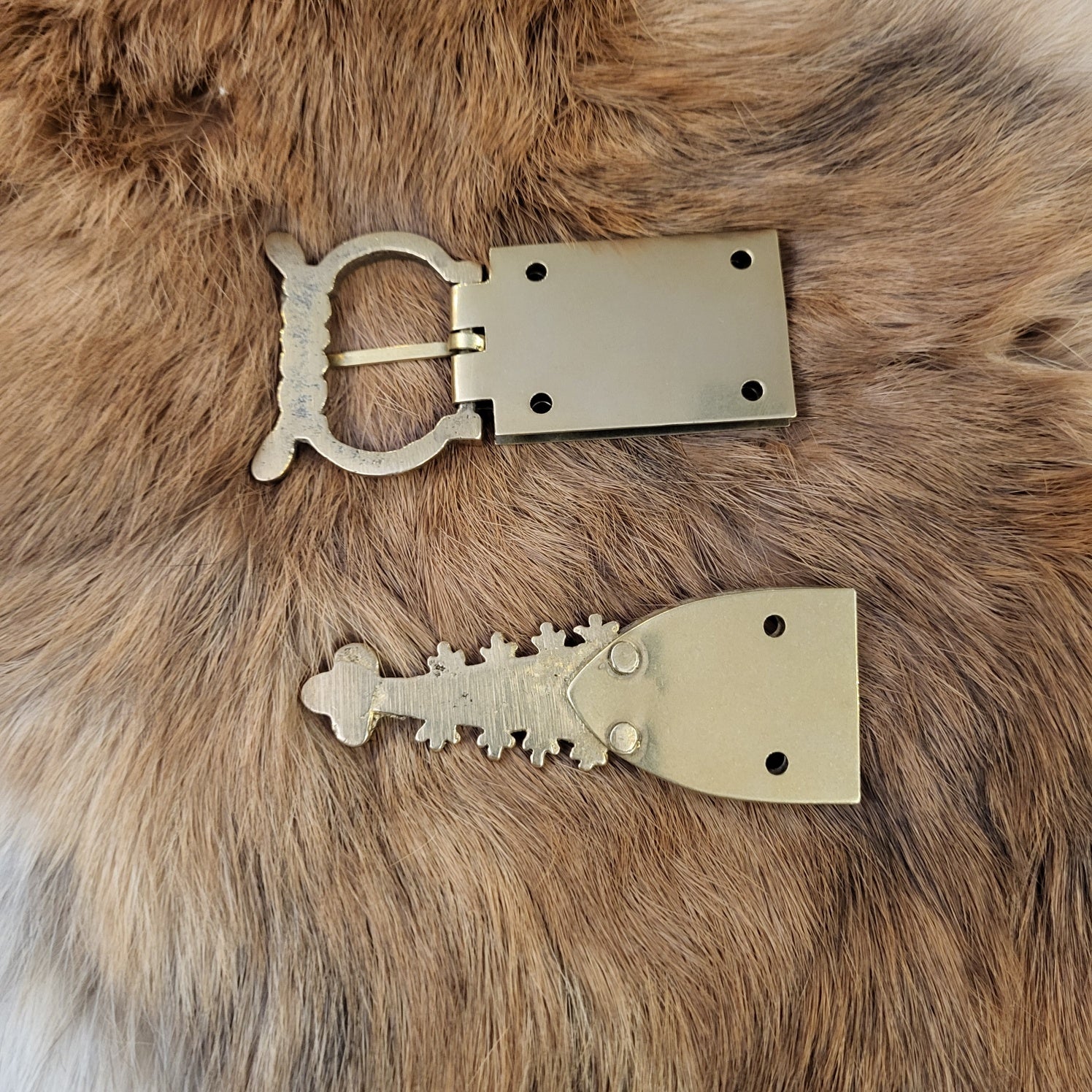 Mittelalter Gürtelset Gotik 14. Jahrhundert für 3 cm Riemen aus Messing