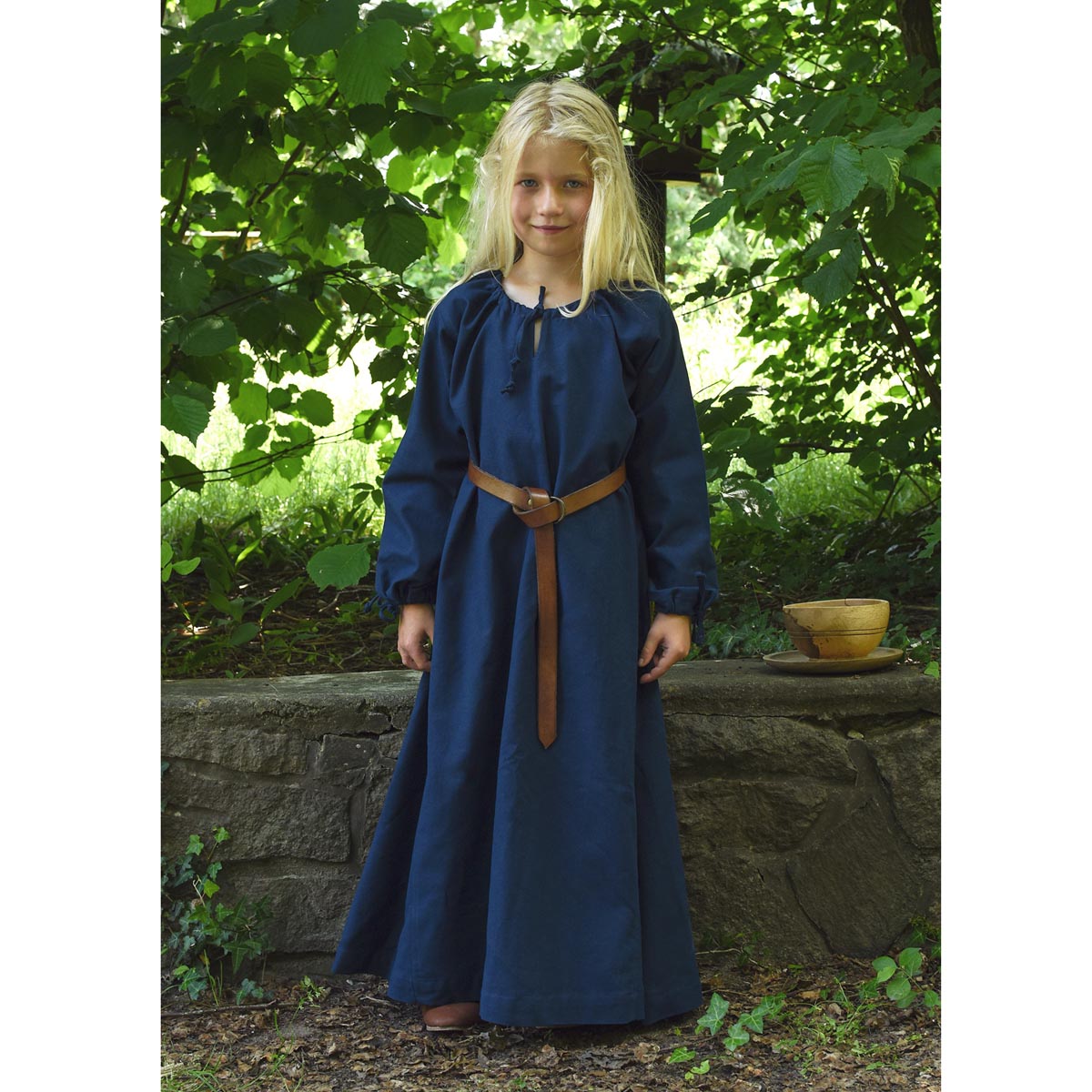 Medieval children's dress