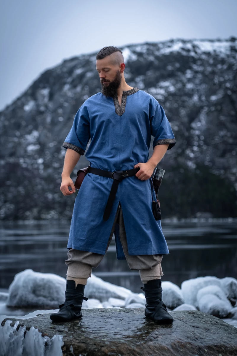 Beginner Medieval Short-Sleeved Tunic with Border
