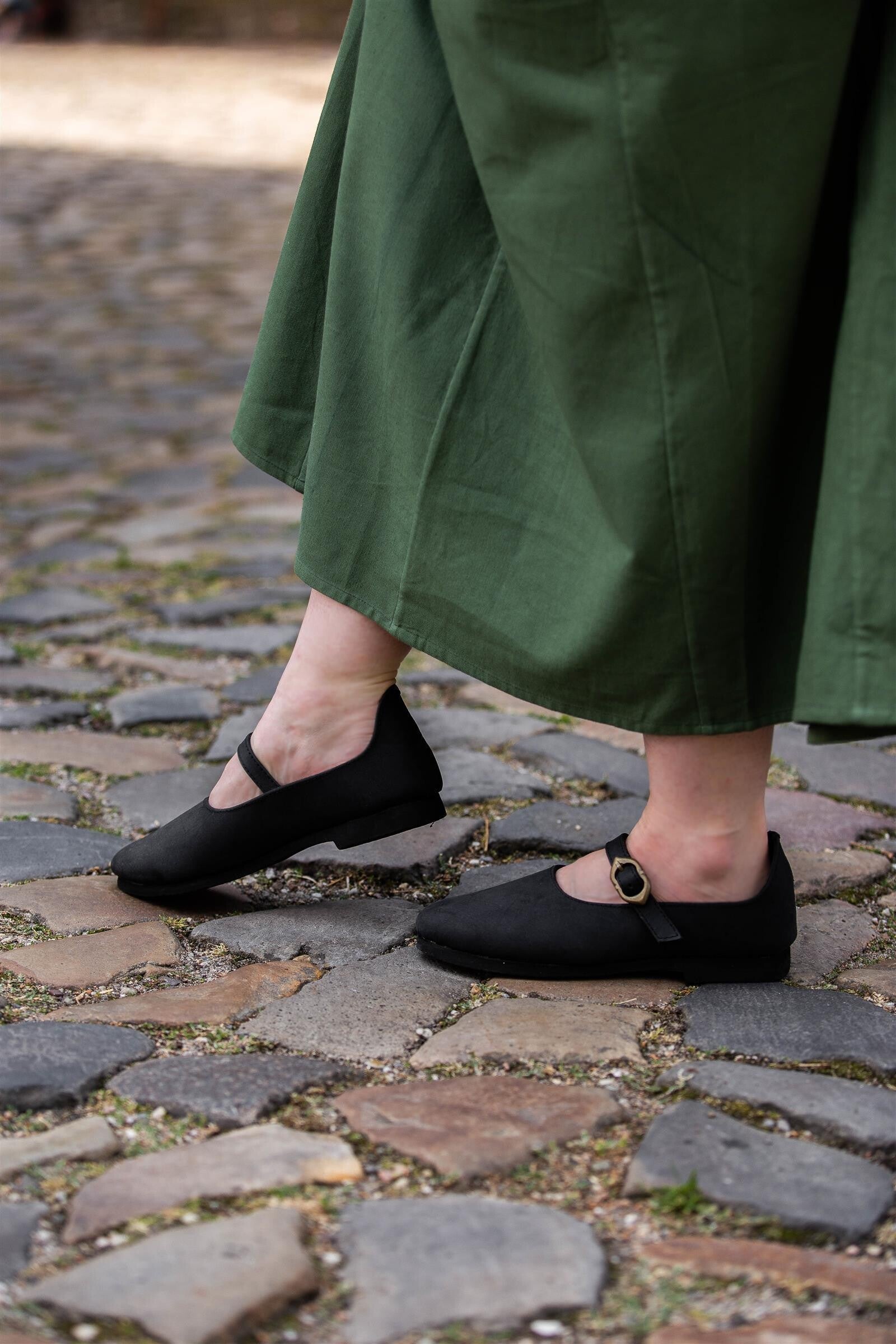 Medieval Women's Nubuck Leather Shoe