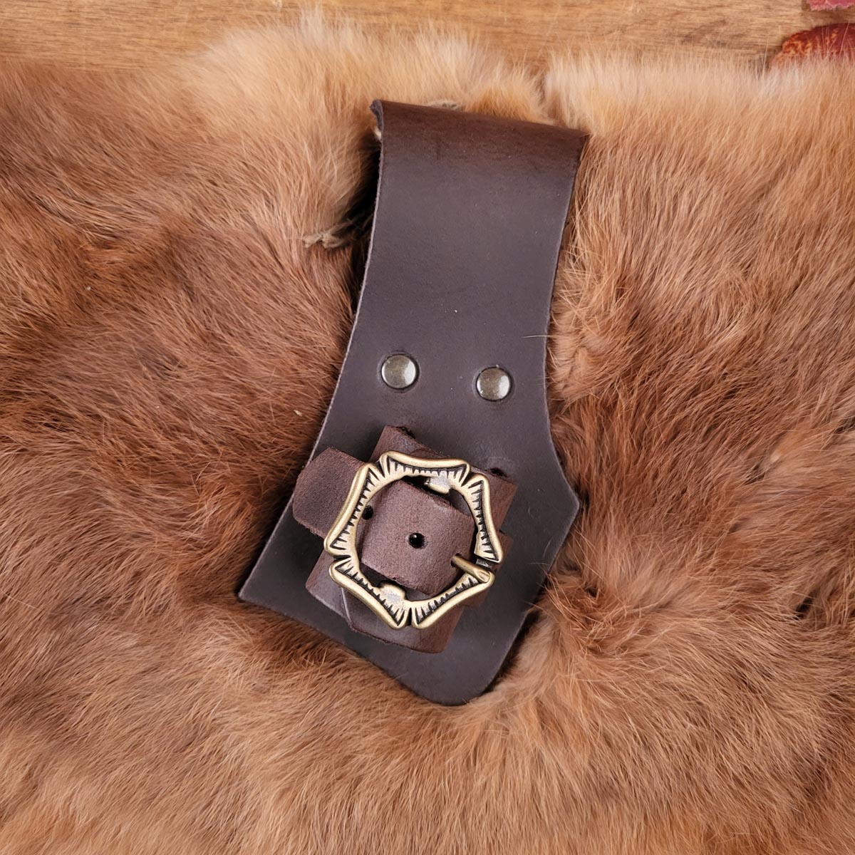 Mittelalter Dolchhalter mit Schnalle aus Leder