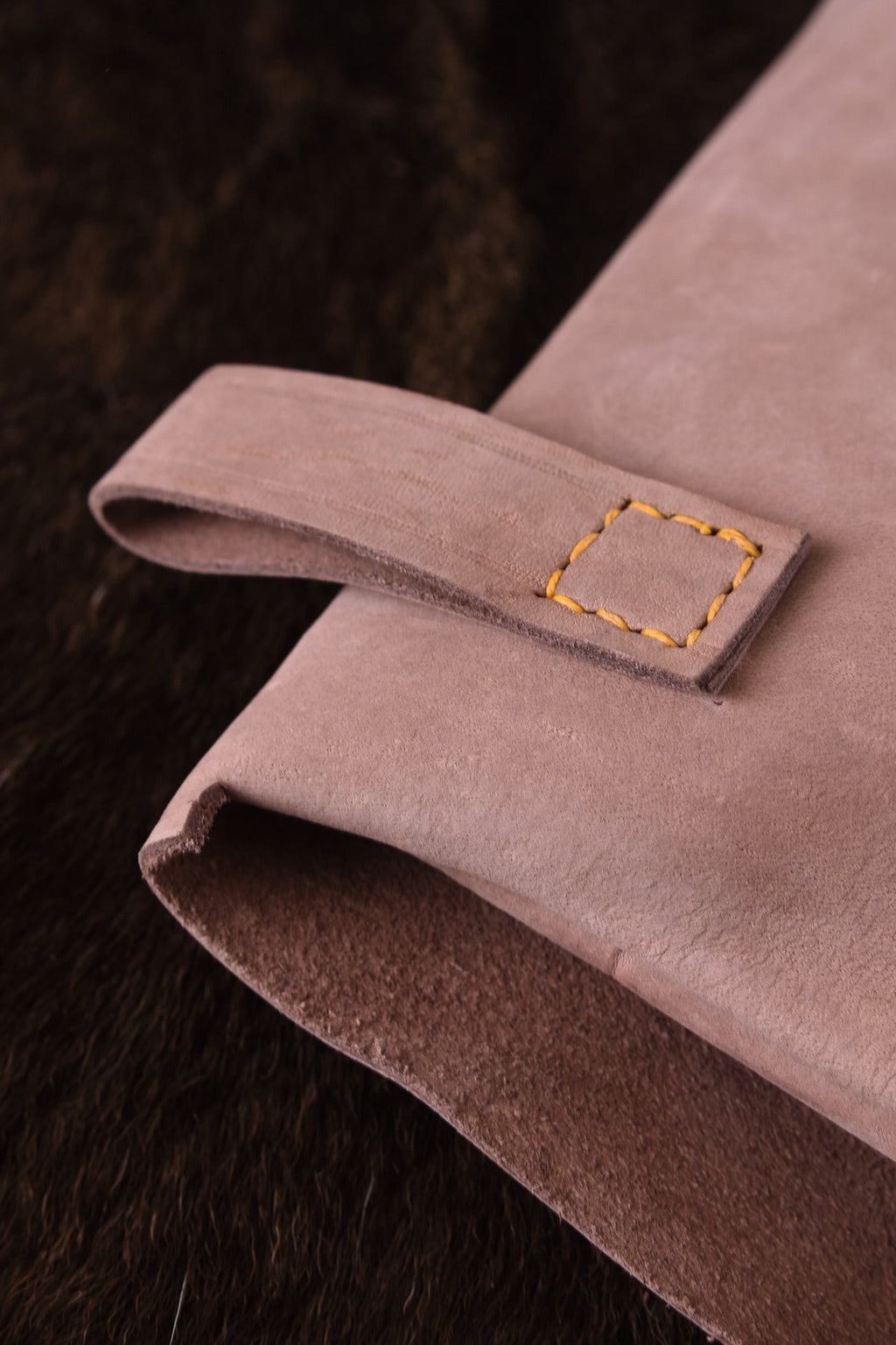 Medieval semicircular leather belt bag for reenactment