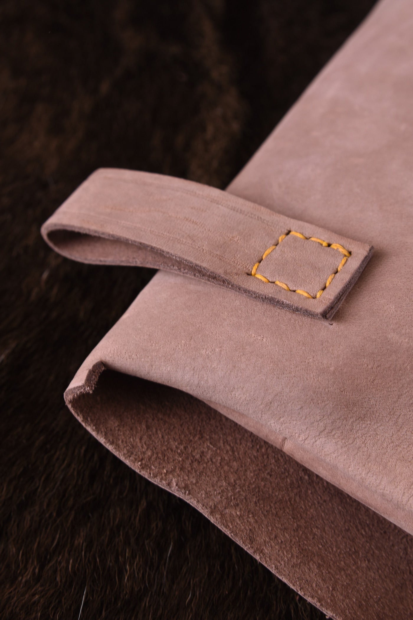 Medieval semicircular leather belt bag for reenactment