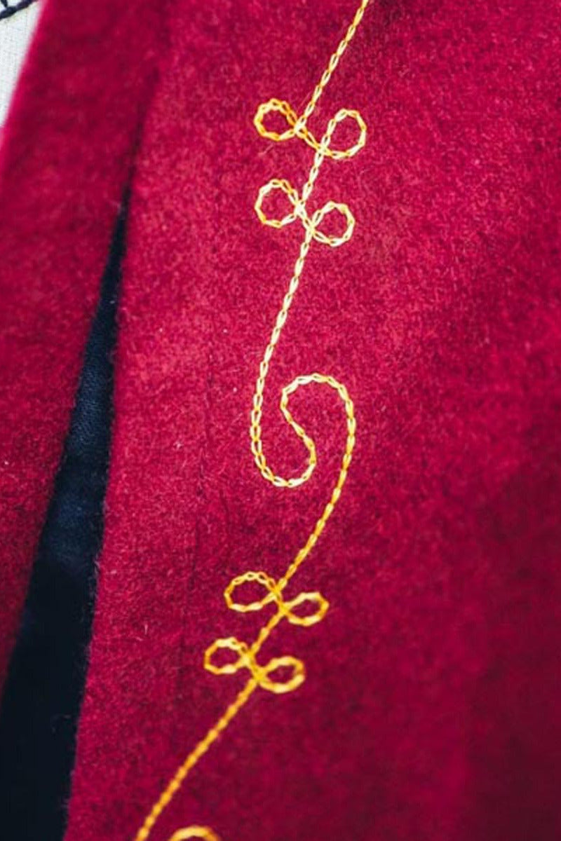 Medieval wool coif with embroidery