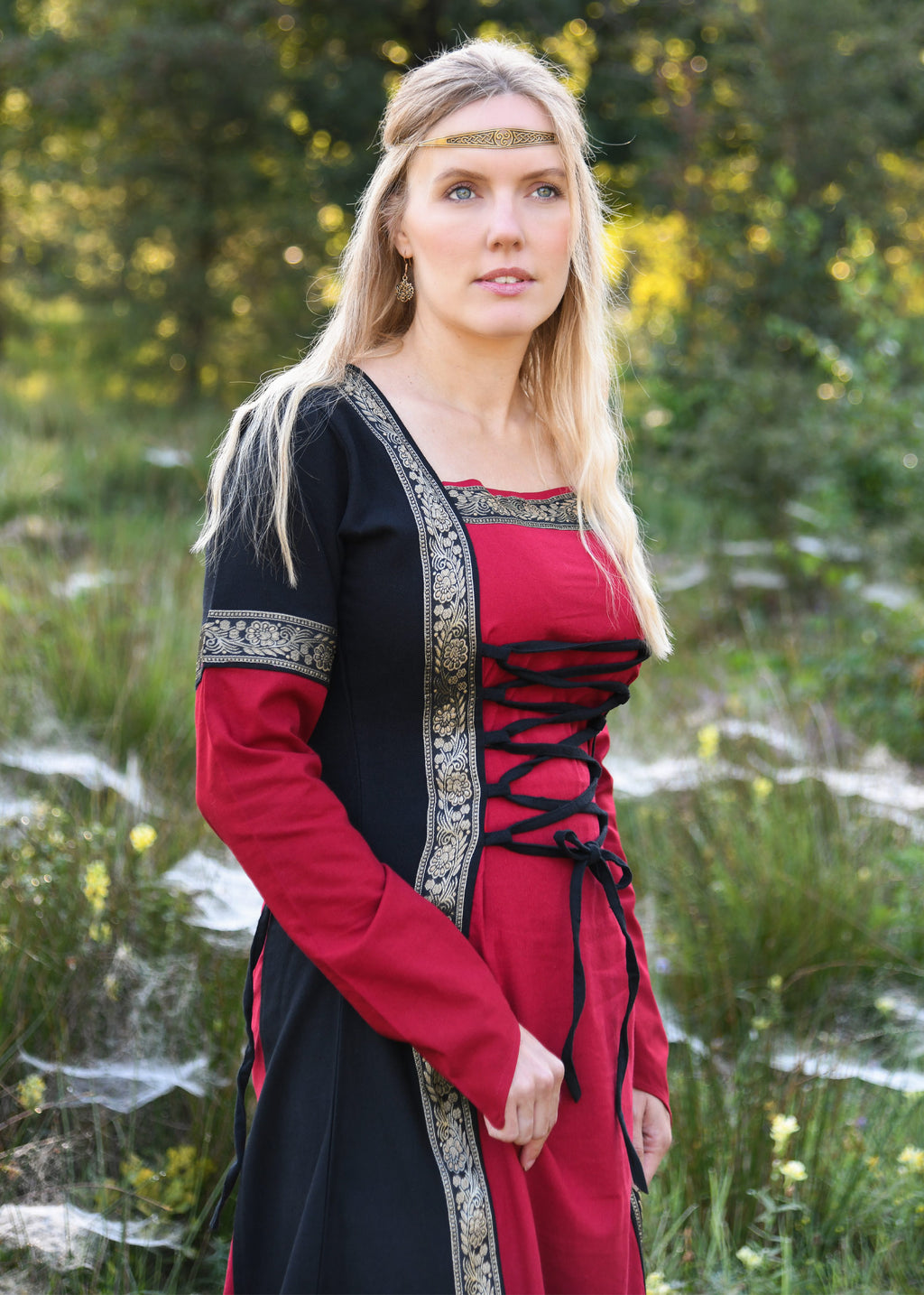Mittelalterkleid Edeldame rot/schwarz