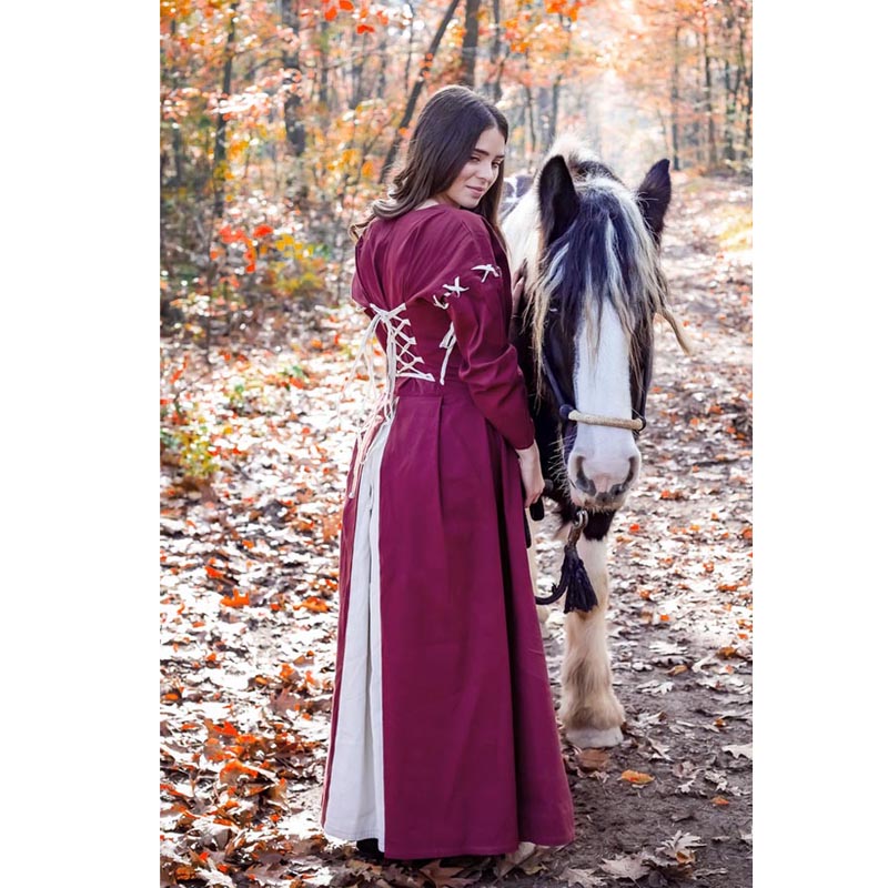Mittelalterkleid Jeanne mit abnehmbaren Ärmel