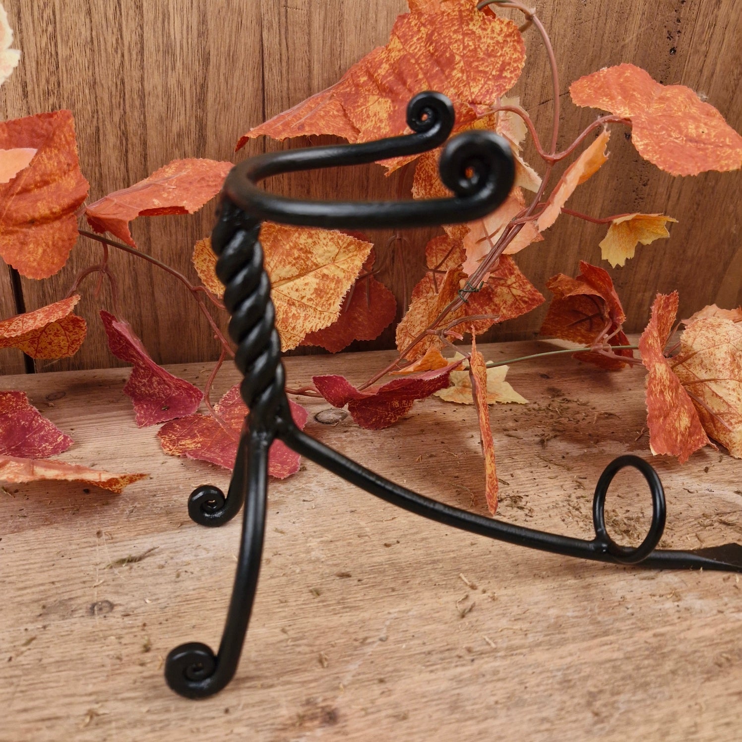Medieval & LARP Drinking Horn Stand - hand-forged