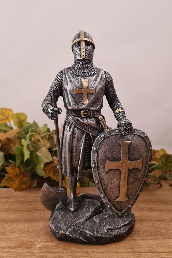 Normannen Ritter mit Schild und Axt