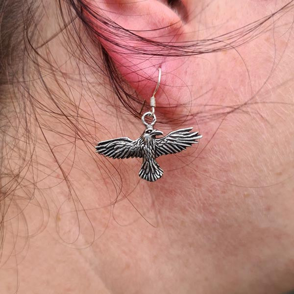 Raven sterling silver earring