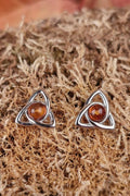 Ohrstecker Triquetra mit Bernstein aus Silber