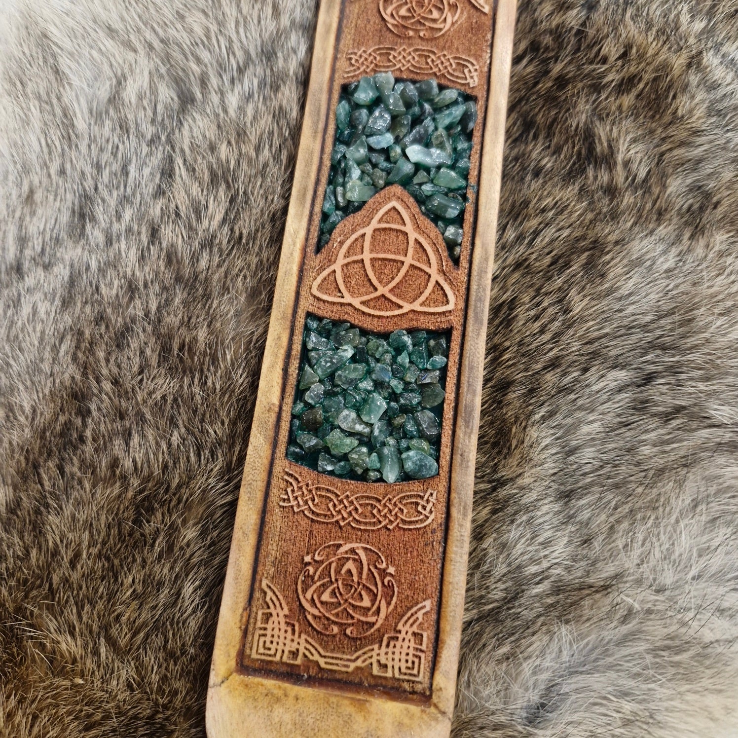 Räucherstäbchenhalter Keltischer Knoten mit Aventurin aus Holz