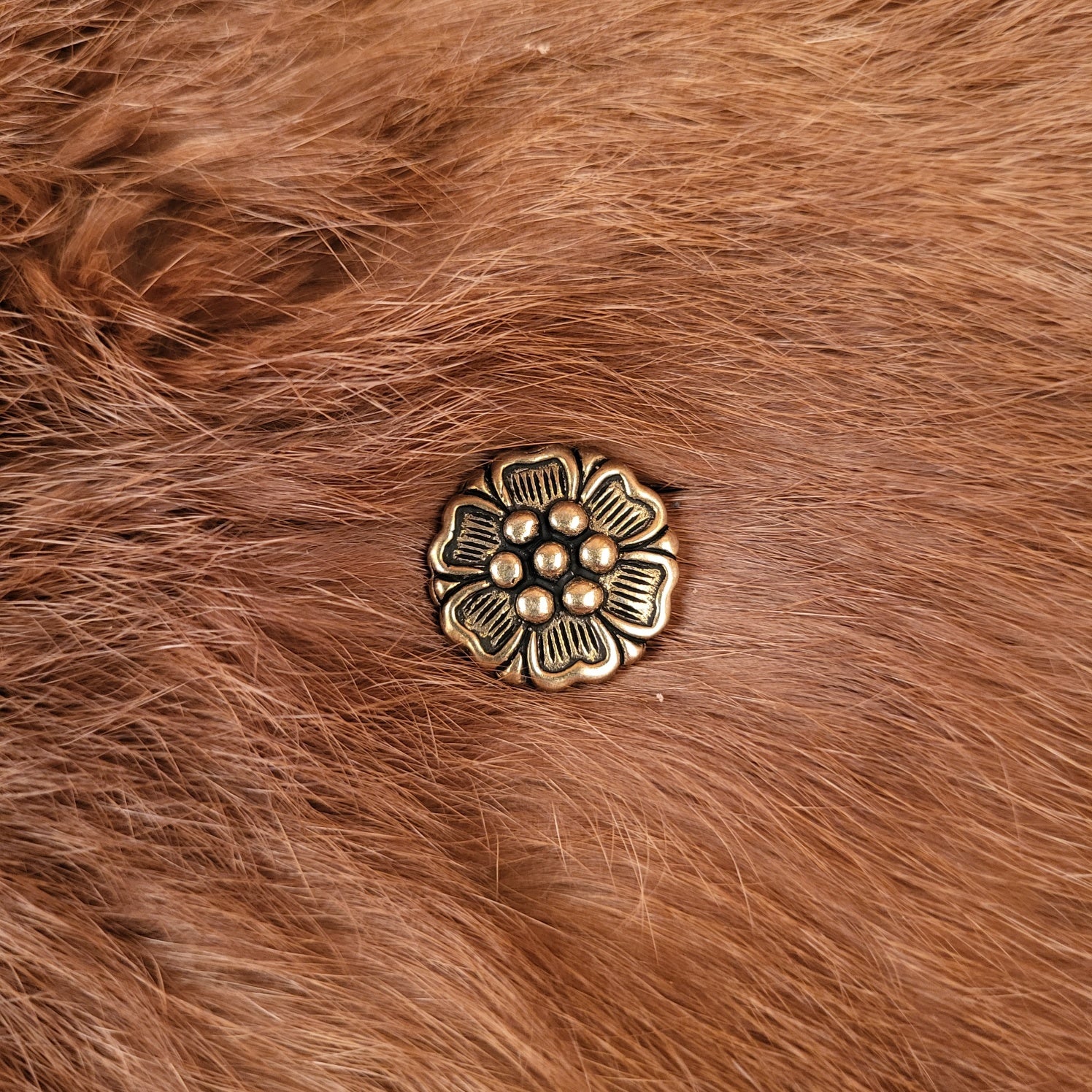 Renaissance Gürtelbeschlag Rose aus Bronze für 3 cm Riemen