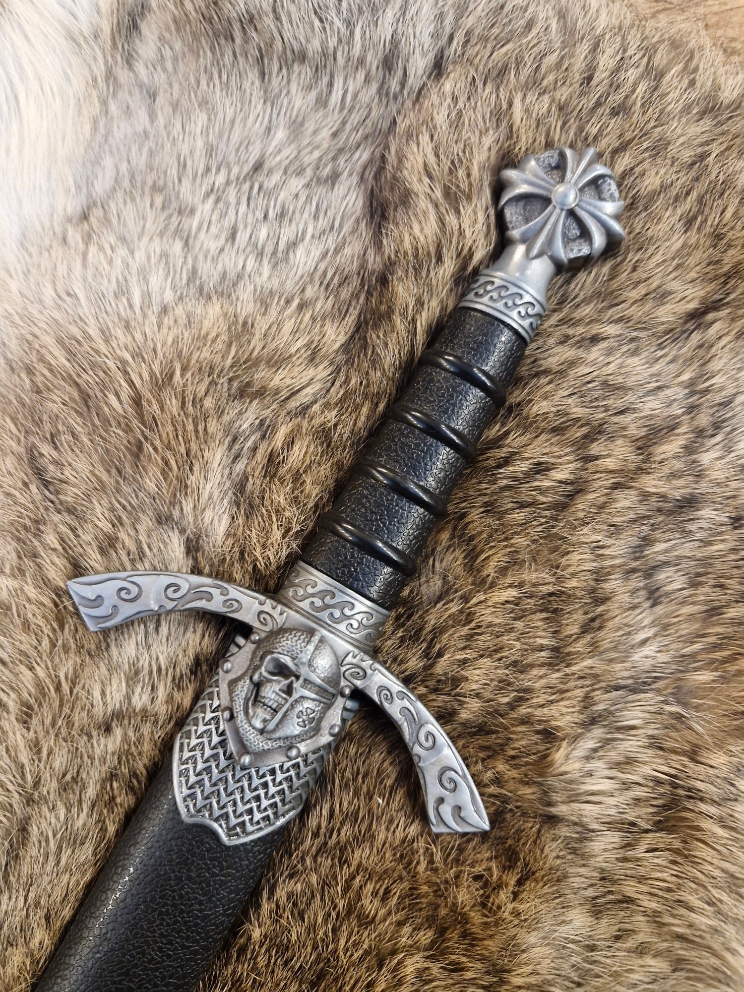 Knight's Dagger with Lily Pommel - Decoration