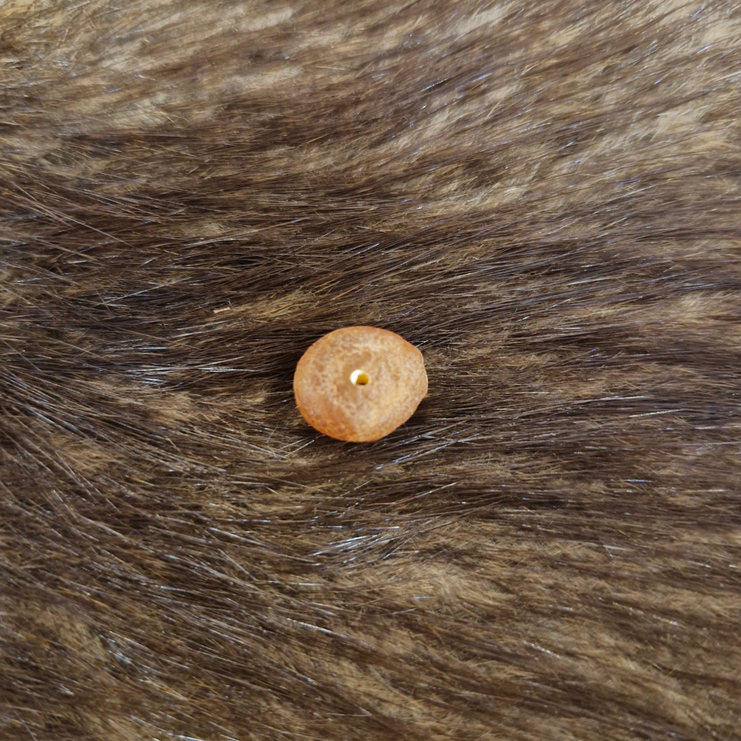 Rohbernstein mit 1,5 mm Bohrung für DIY Schmuckketten