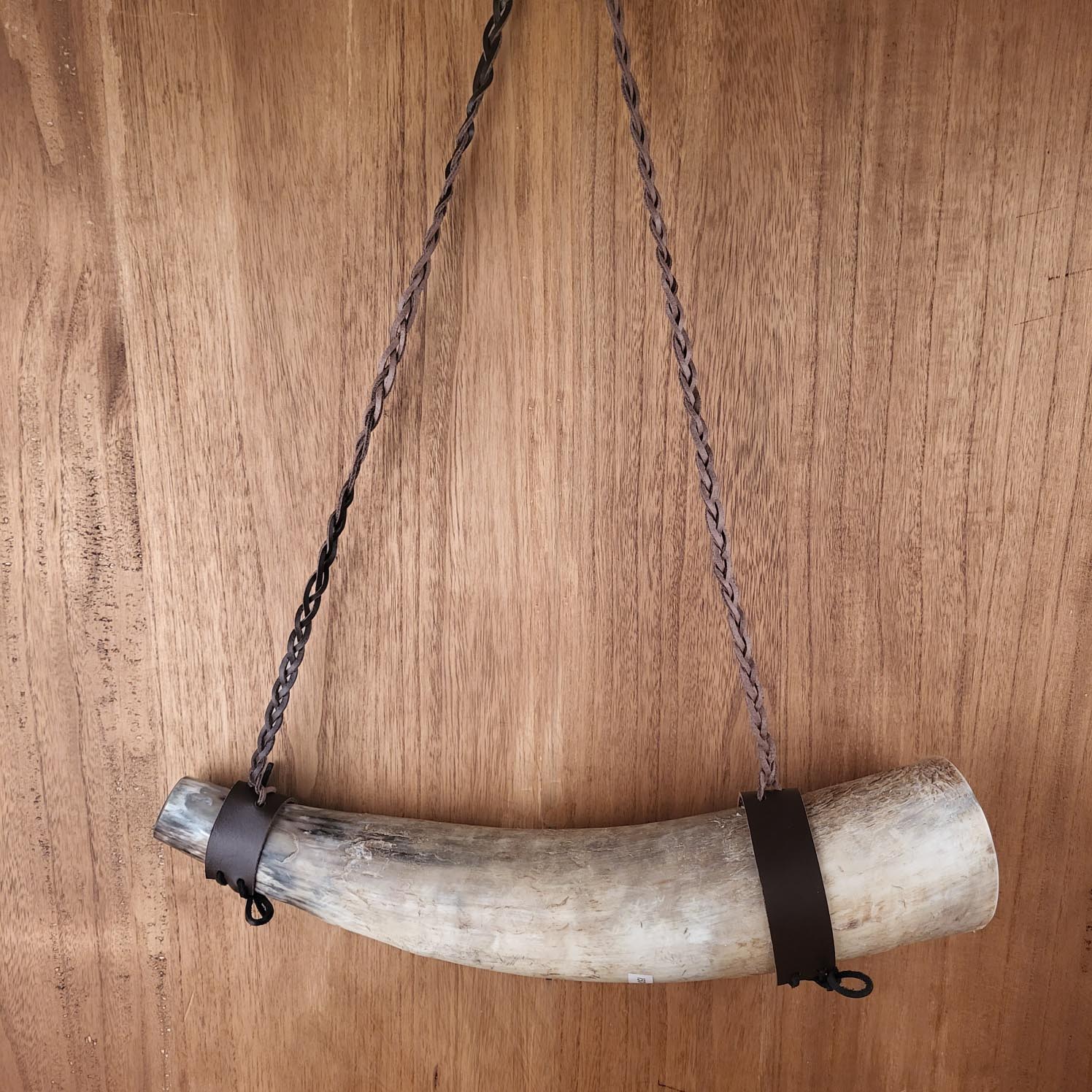 Rufhorn- & Trinkhornhalter aus Leder zum Umhängen