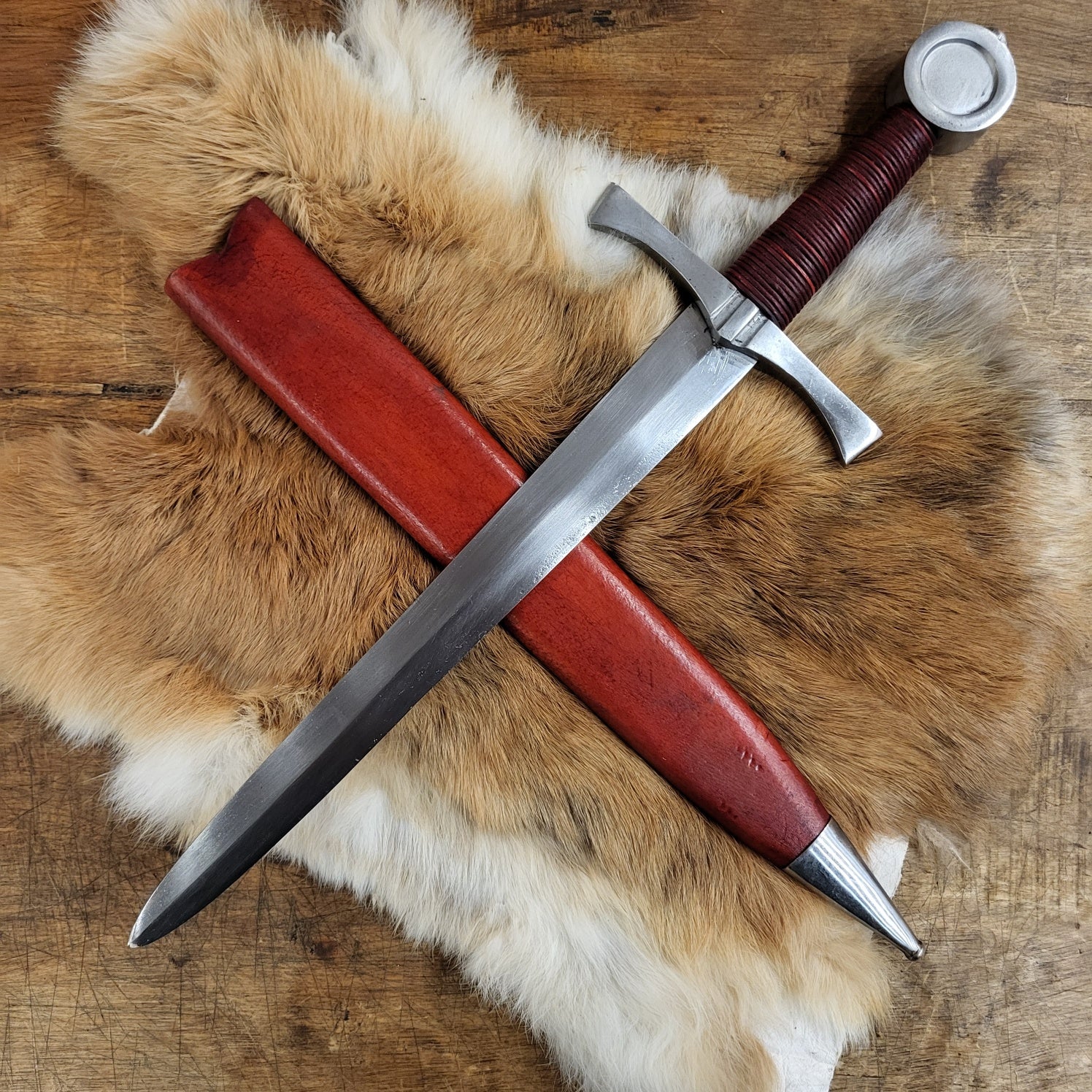Steel disc-pommel dagger for medieval reenactment